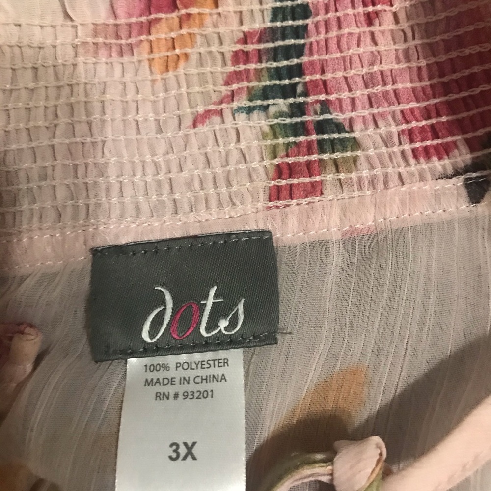 Dots Sheer pink floral top plus size - Picture 2 of 2